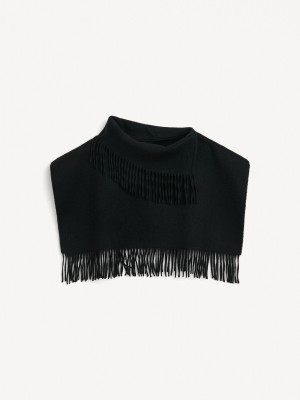 By Malene Birger Turtla Wool Fringe Bib Schals Schwarz | AT_BB50415