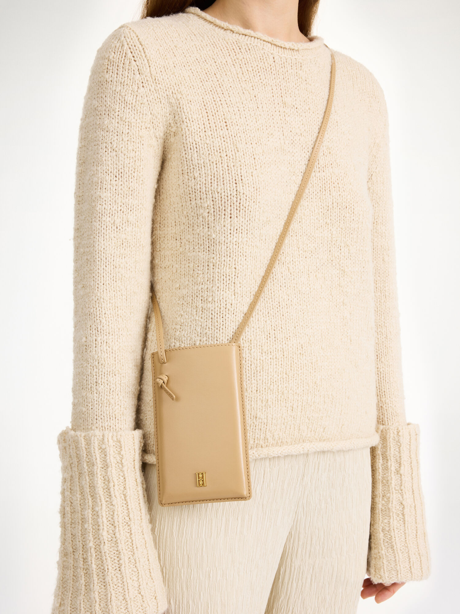 By Malene Birger Aya Leather Phone Pouch Sonstiges Zubehör Sand | AT_BB22383