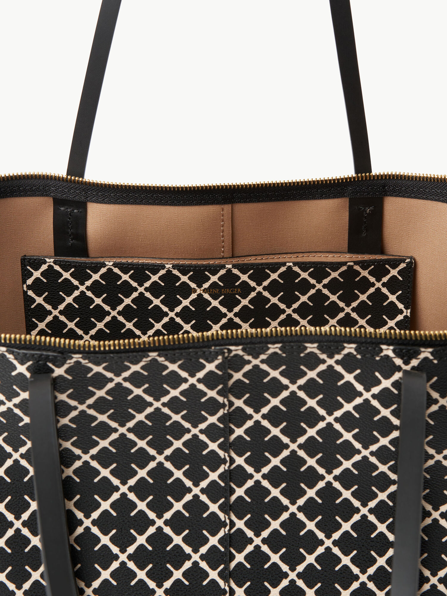 By Malene Birger Luze Tote Taschen Schwarz | AT_BB56350