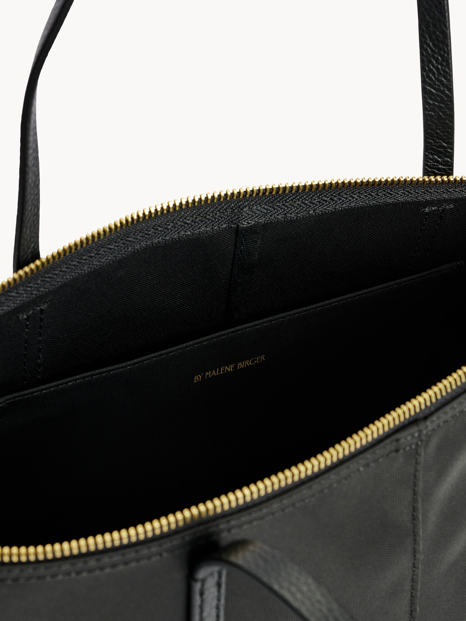 By Malene Birger Nabella Handbag Taschen Schwarz | AT_BB70162